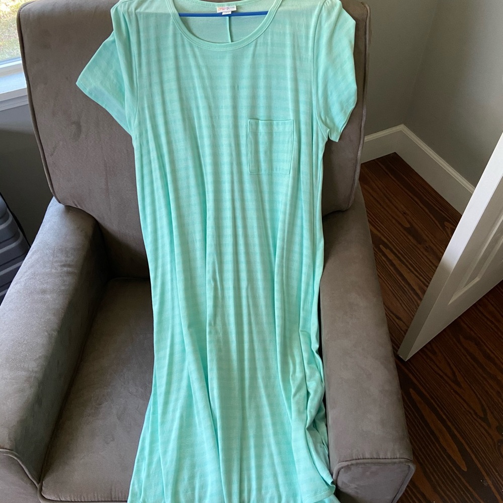 LuLa Roe Carli dress